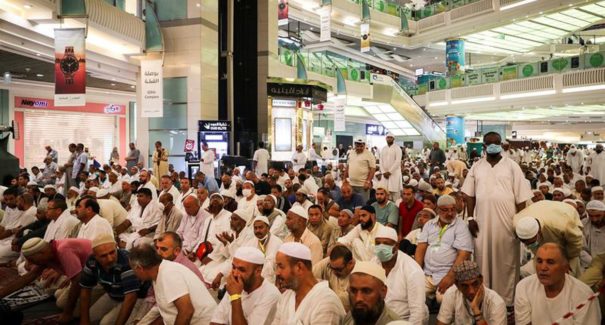 Arábia Saudita endurece toque de recolher para conter coronavírus