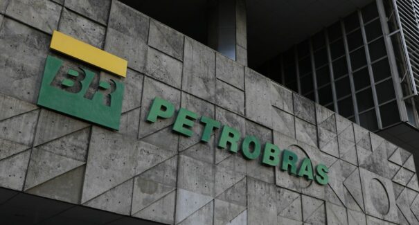 Petrobras chamará 2.710 aprovados em concursos