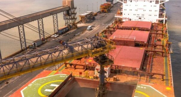 Porto do Itaqui registra novo crescimento em movimentação de cargas