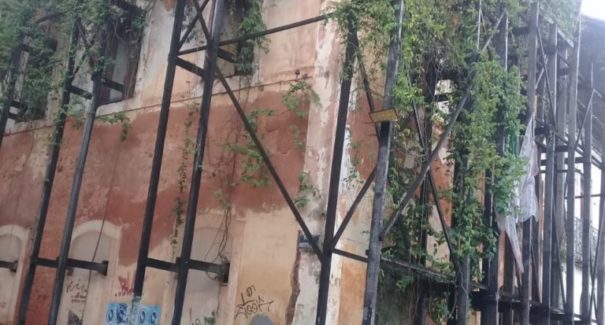 250 casarões em situação de risco