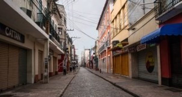 Famem recomenda que municípios mantenham comércio fechado