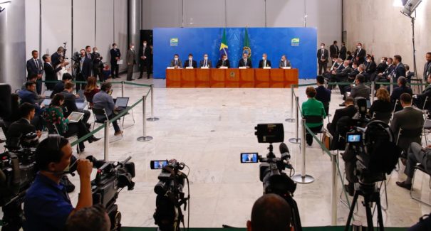 Governo define atividade da imprensa como essencial
