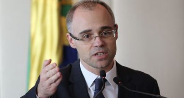 AGU recorre de decisão do STF que dá poder a estados