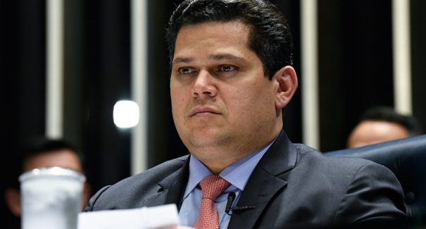 Presidente do Senado, Davi Alcolumbre, está com coronavírus