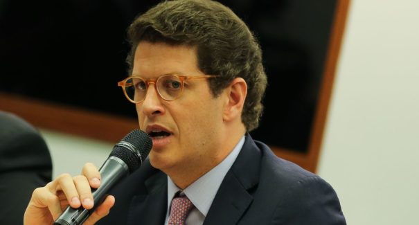 Ministro do Meio Ambiente é exonerado