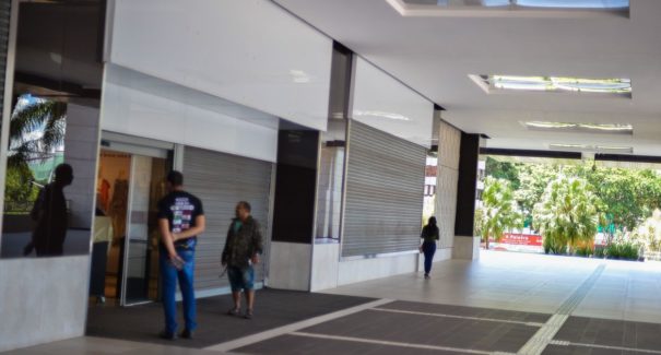 Lojistas não pagarão aluguel enquanto os shoppings estiverem fechados