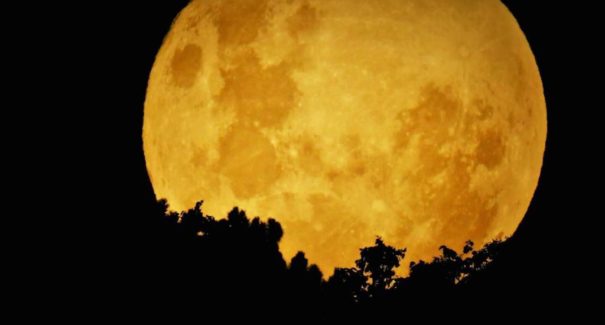 Maior superlua do ano