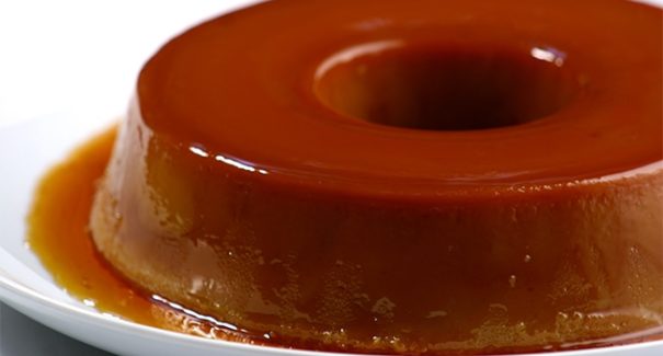 Saiba como fazer pudim de doce de leite