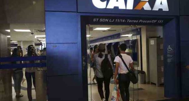 Entenda como funciona a poupança digital da Caixa para atender informais
