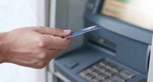 Coronavírus: bancos estudam dar carência para o crédito consignado