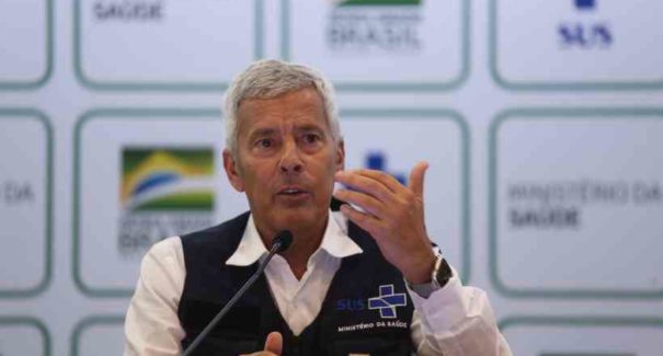 Cotado para substituir Mandetta, Gabbardo se alinha ao discurso do governo
