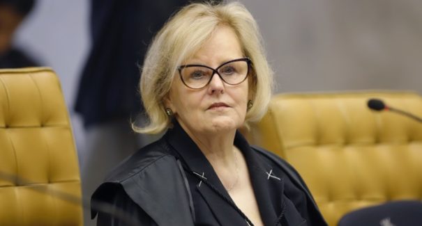 Grupo do TSE avalia adiamento das eleições