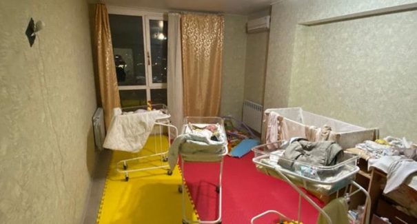 Médico é preso por “fabricar” e vender recém-nascidos a chineses