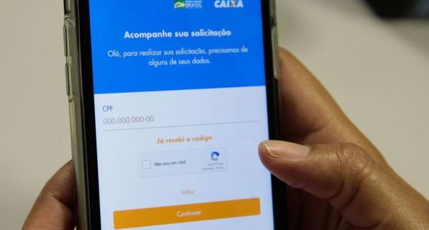 Auxílio emergencial: 10 milhões de brasileiros ainda estão em análise
