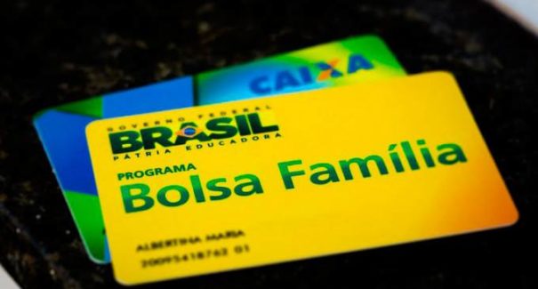 Governo estende prazo para saque do Bolsa Família