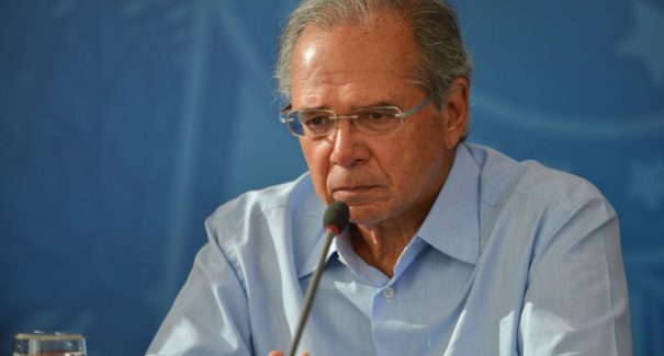 Guedes diz que governo vai manter teto de gastos