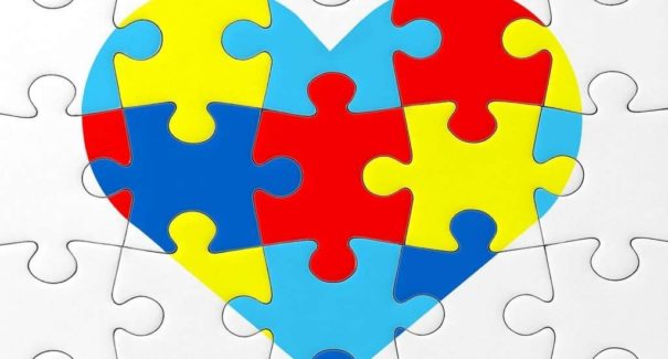 Dia de Conscientização do Autismo, quais os sinais para procurar um especialista
