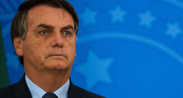 Processo contra Bolsonaro por omissão na compra de vacina é arquivado