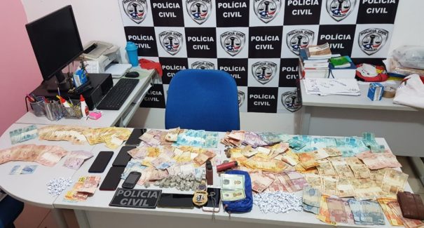 Polícia prende cinco suspeitos de tráfico de drogas