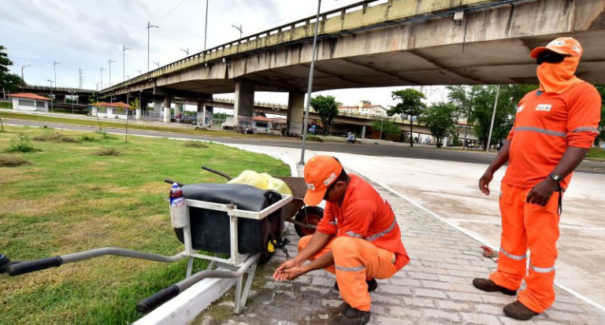 Profissionais de limpeza da capital recebem cuidados contra contágio