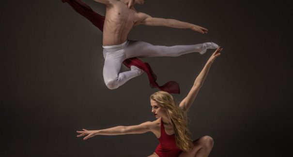 Bailarinos de todo o Brasil participam do 1º festival de dança online