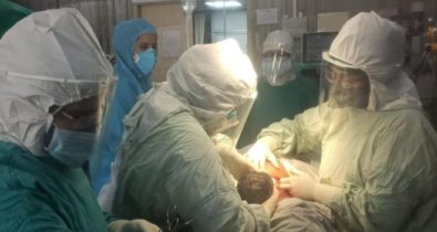 Hospital indiano faz parto de 100 bebês saudáveis de mães com coronavírus