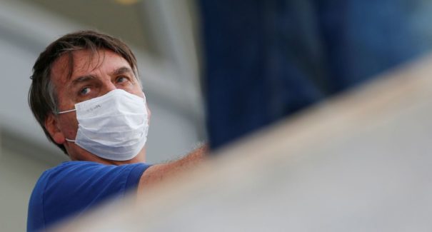 Novo protocolo para cloroquina sai nesta quarta, diz Bolsonaro