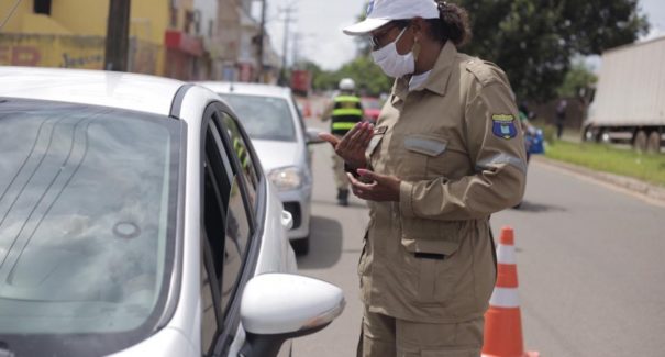 Prefeitura intensifica fiscalização em áreas comerciais neste fim de semana