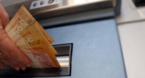 INSS paga segunda parcela do 13° salário para aposentados hoje