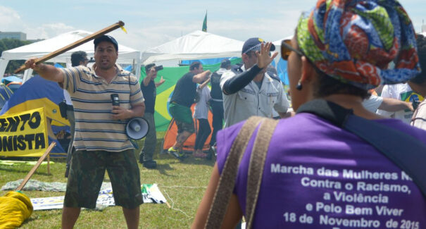 Pesquisa mostra que brasileiros acreditam viver em país racista