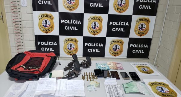 Polícia Civil prende 3 homens por porte ilegal de arma de fogo