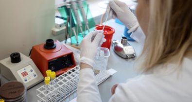 Corrida pela imunidade: cientistas do mundo buscam vacina contra a covid-19