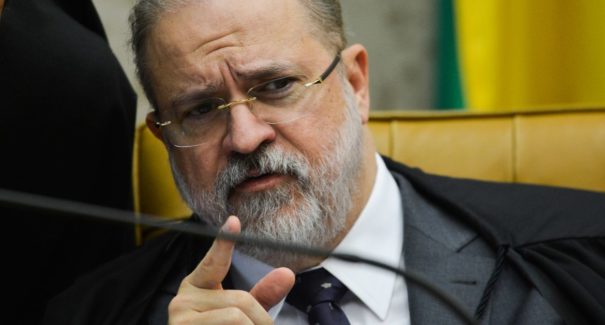 MPF defende suspensão do pagamento de pensões e aposentadorias a ex-governadores do MA