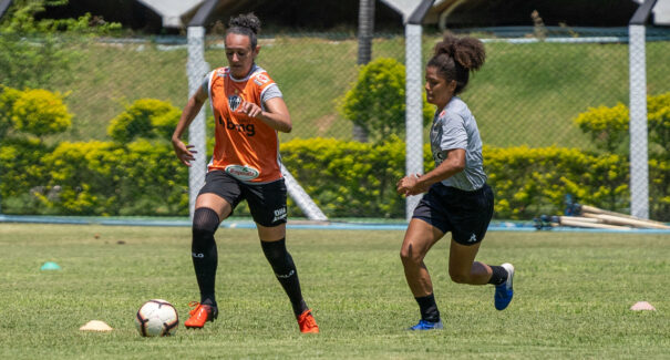 Os desafios do futebol feminino e sua crescente visibilidade