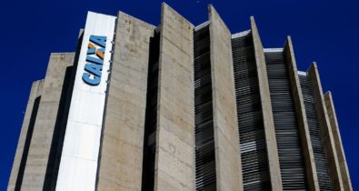 Caixa abre 680 agências neste sábado para saque do auxílio emergencial