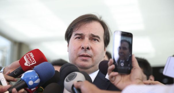 Congresso discutirá adiamento de eleições sem prorrogação de mandato