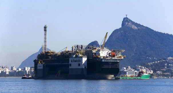 Petrobras anuncia descobertas na área do pré-sal
