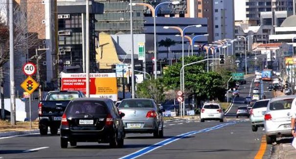 Governo anuncia rodízio de veículos na Grande Ilha a partir desta segunda