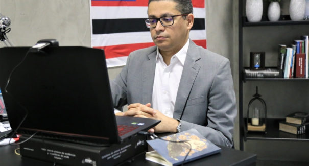 Secretários de Saúde buscam apoio no combate a Covid-19 em reunião com ministro Nelson Teich