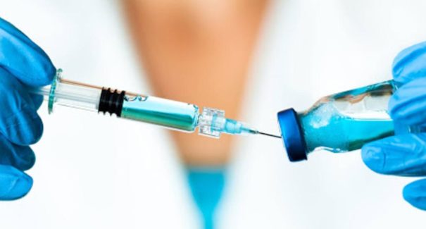 Confira as 9 vacinas que os adultos precisam tomar