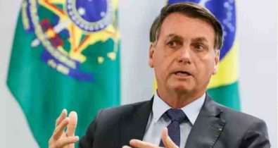 ‘Estou sendo complacente demais’, diz Bolsonaro, em recado ao STF