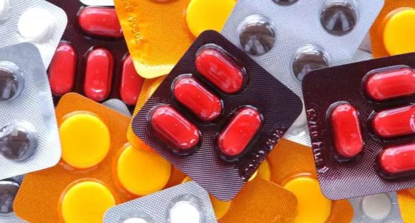 Remédio para hepatite inibe replicação do coronavírus, aponta Fiocruz