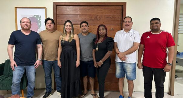 Ana Paula Lobato pede apoio do PT para disputar Prefeitura de Pinheiro