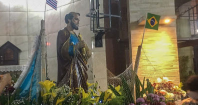 Respeitando regras de distanciamento, fiéis celebram São Pedro em cerimônia na Capela