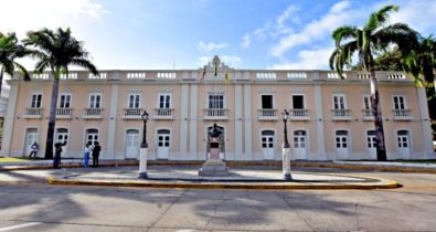 Prefeitura anuncia novo comando na Semus; Lula Fylho deixa secretaria