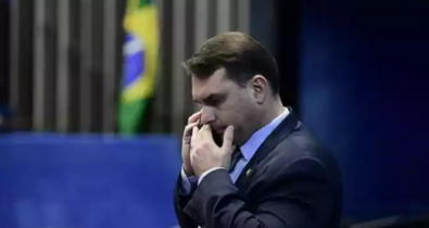 Flávio Bolsonaro deve depor ainda esta semana no inquérito da rachadinha