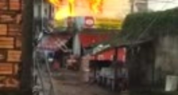 Prédio é isolado após incêndio em São Luís