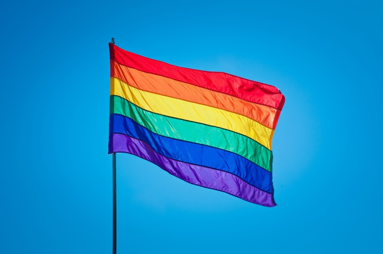 Orgulho LGBTQI+: Saiba o significado das cores da bandeira | O Imparcial