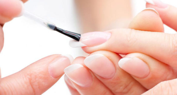 3 dicas para fortalecer unhas fracas
