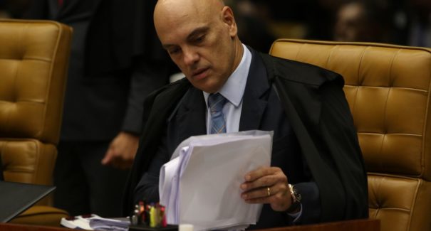 Alexandre de Moraes prorroga prisão da ativista Sara Winter